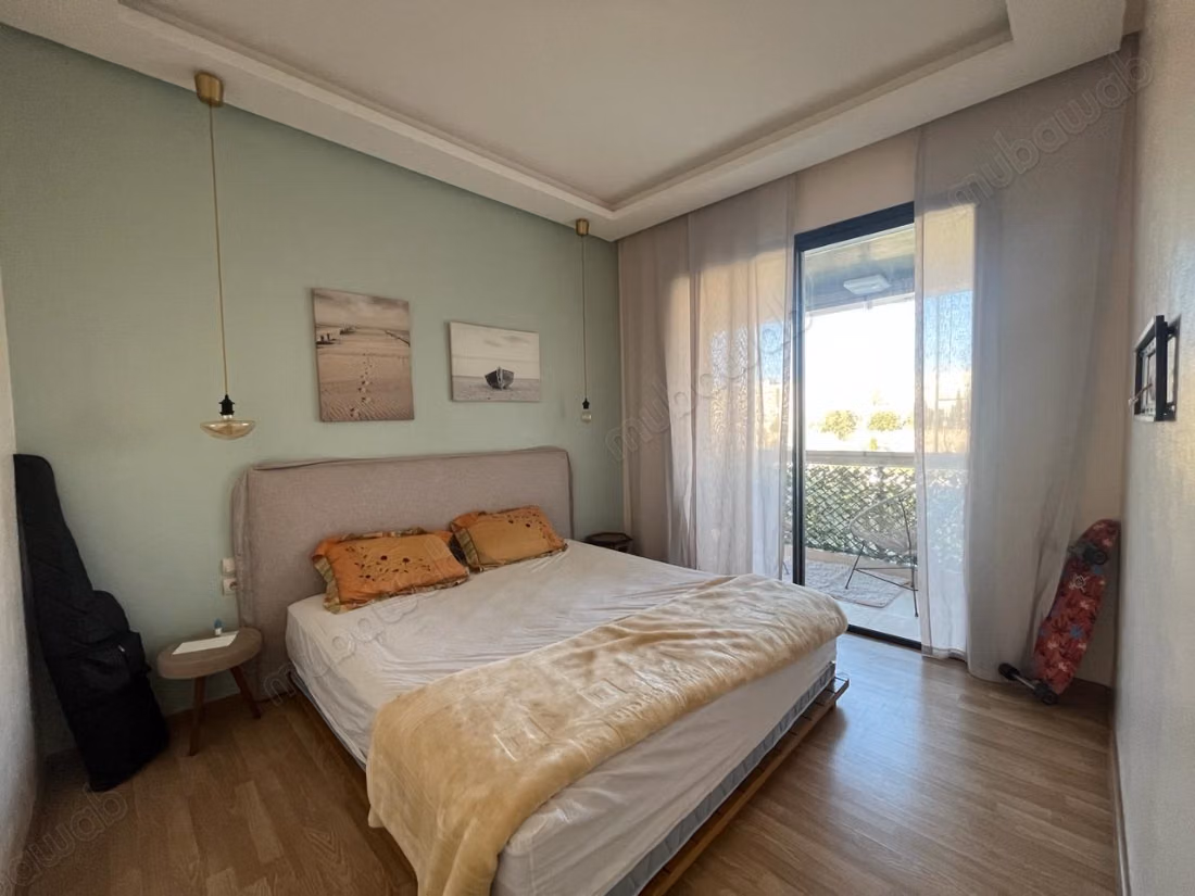 Luxurious villa for sale in Dar Bouazza 230m2 with pool, gated community