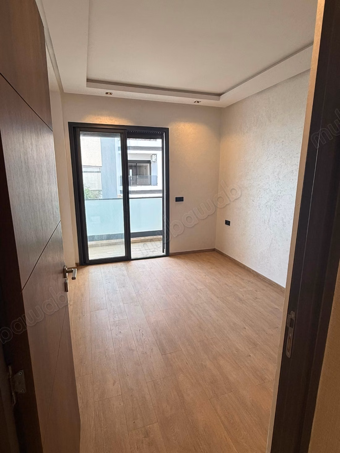Appartamento in affitto a Bourgogne Ouest. 2 camere da letto. Con ascensore e terrazza