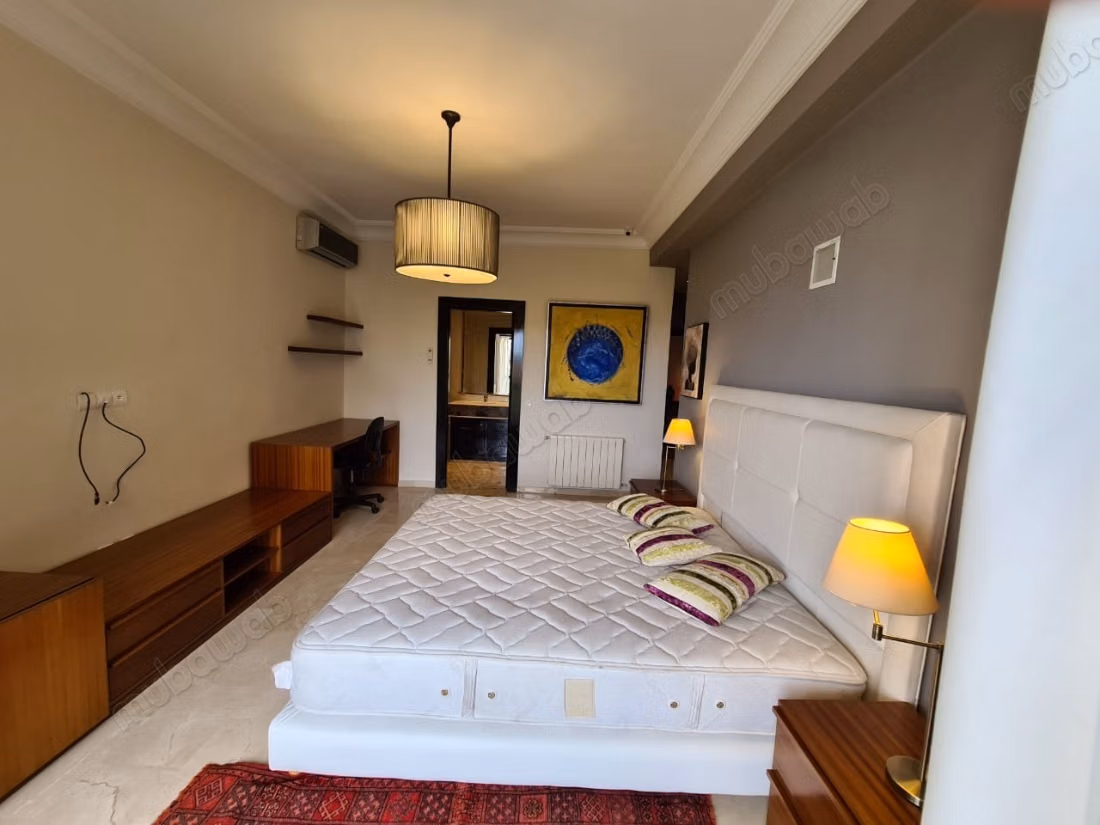 Appartement vide 300 m² avec Piscine, Ain Diab