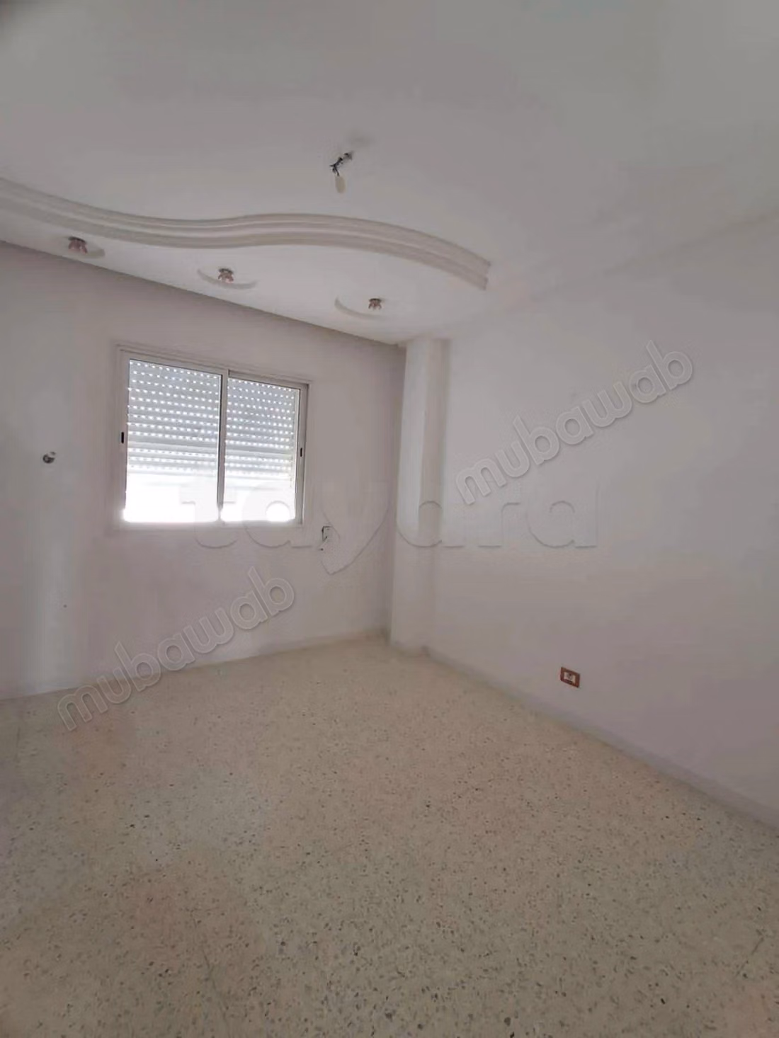 Bel appartement s3 à jardin d’el aouina