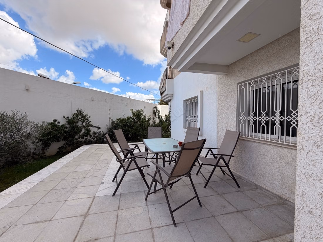 For Sale Ground Floor Apartment S4 with Private Garden in Bardo