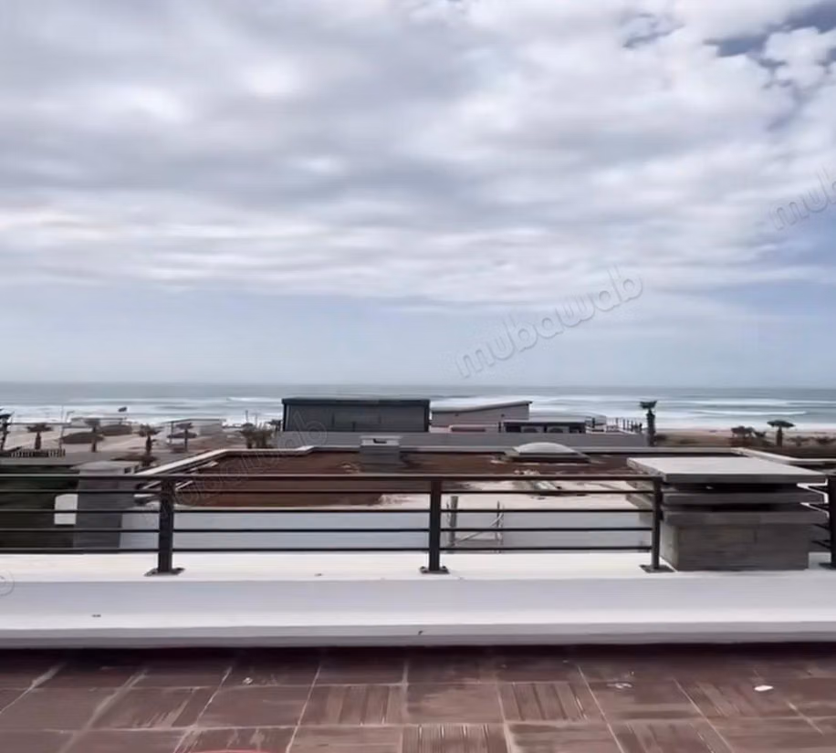 Exceptional villa for sale in residence Dar Bouazza