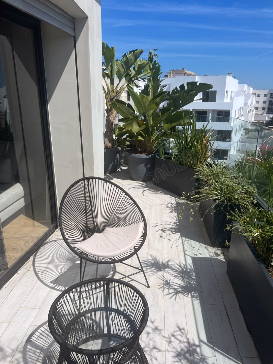 Penthouse en location à Ferme Bretonne 
Hay Arraha. Superficie 130 m². Bien meublé