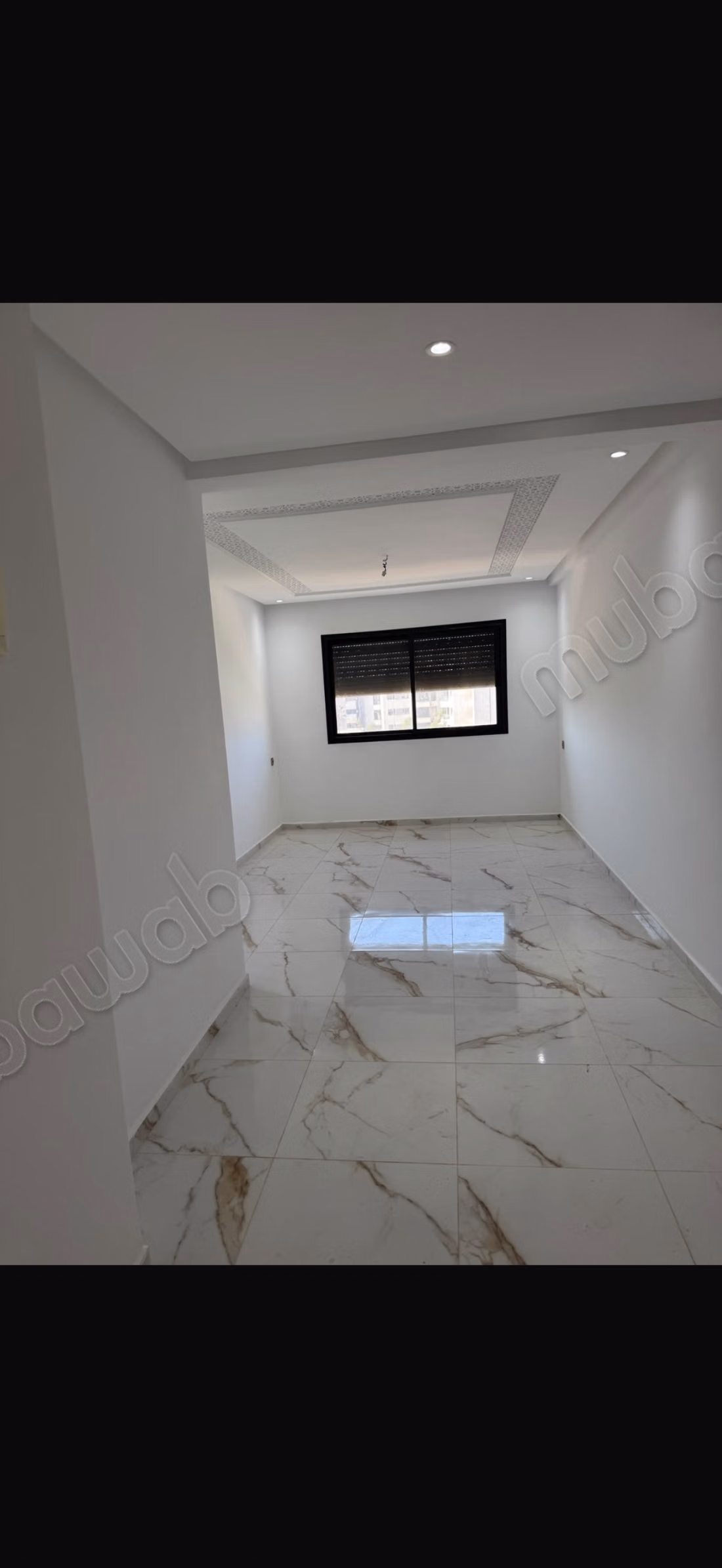 Splendid villa for sale in Harhoura. 8 large rooms. Beautiful terrace and garden