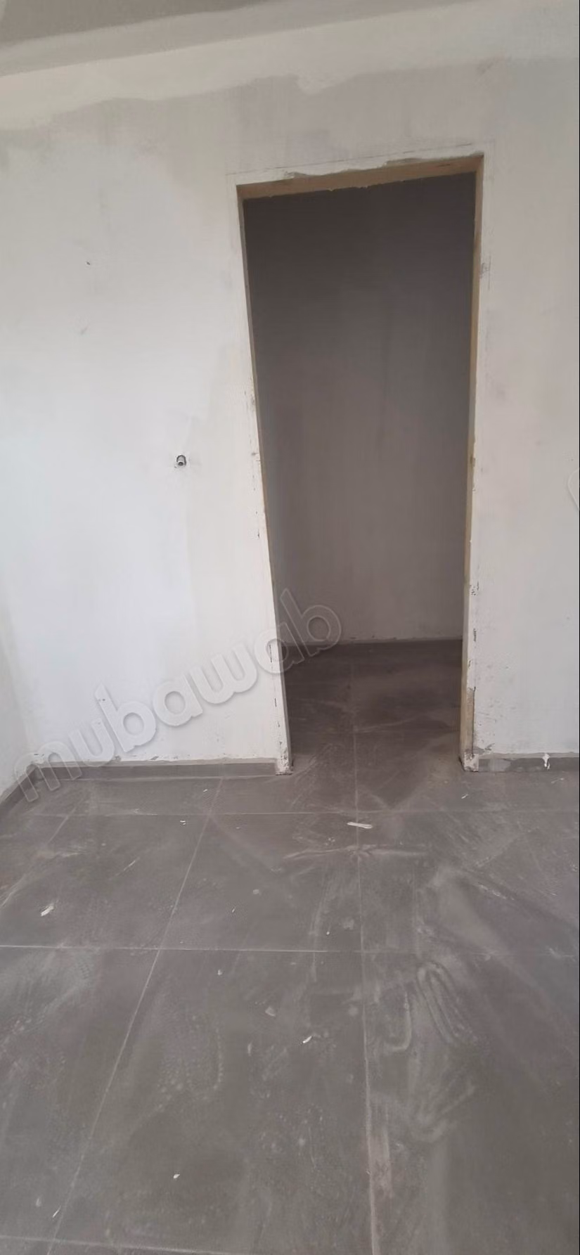Bellissimi uffici in affitto a Oulfa. Superficie 150 m². Riscaldamento centralizzato e porta blindata