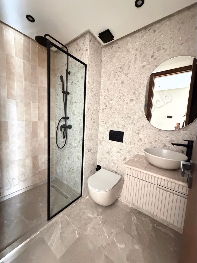 Superbe appartement à louer à Les princesses. 
1 Pièce. Meublé