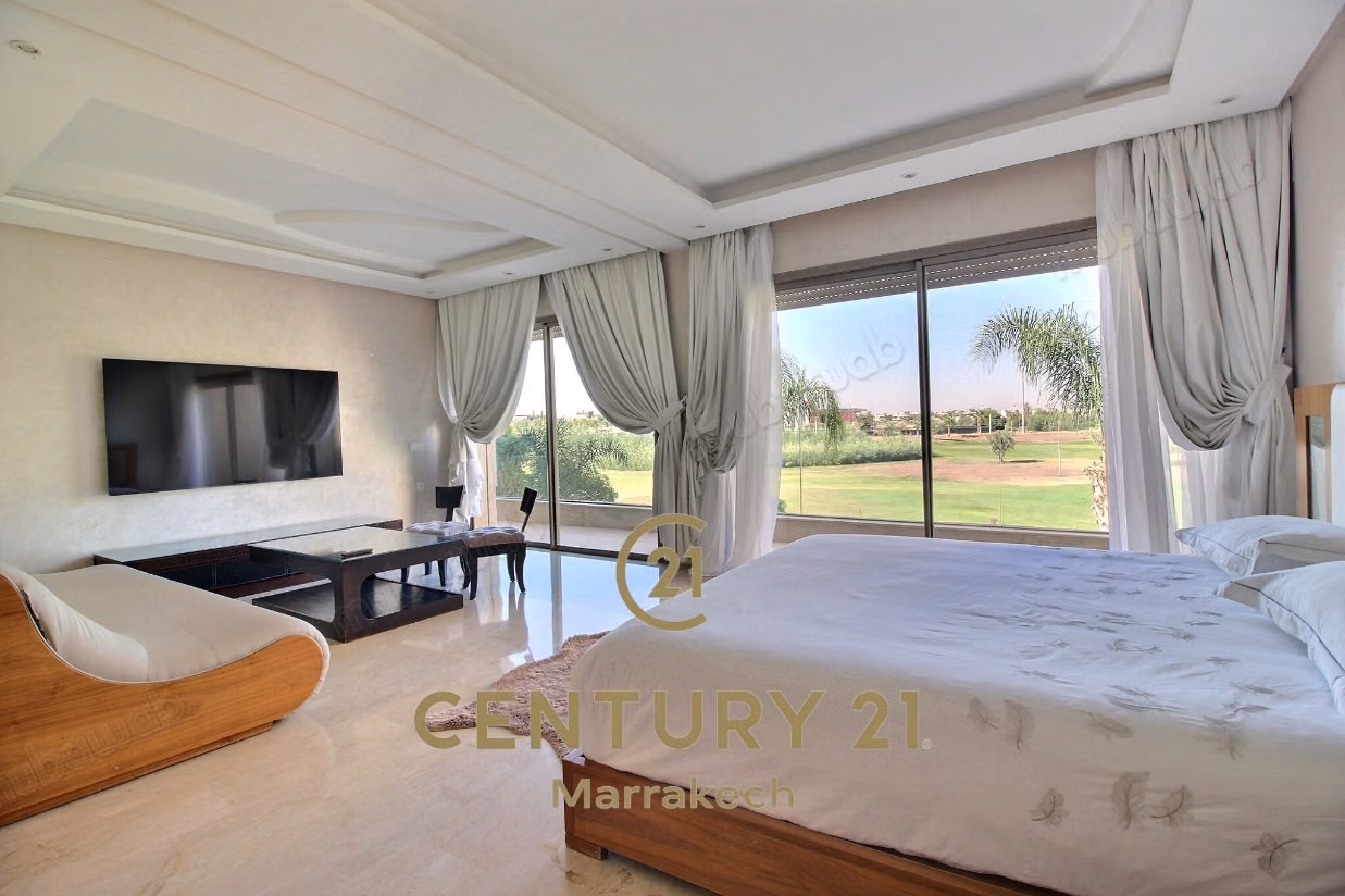 Golf Front Villa 4 Bedrooms Office