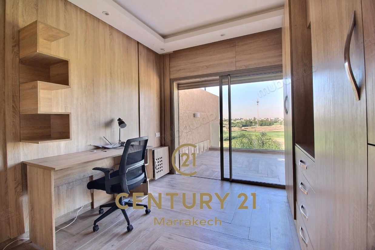 Golf Front Villa 4 Bedrooms Office