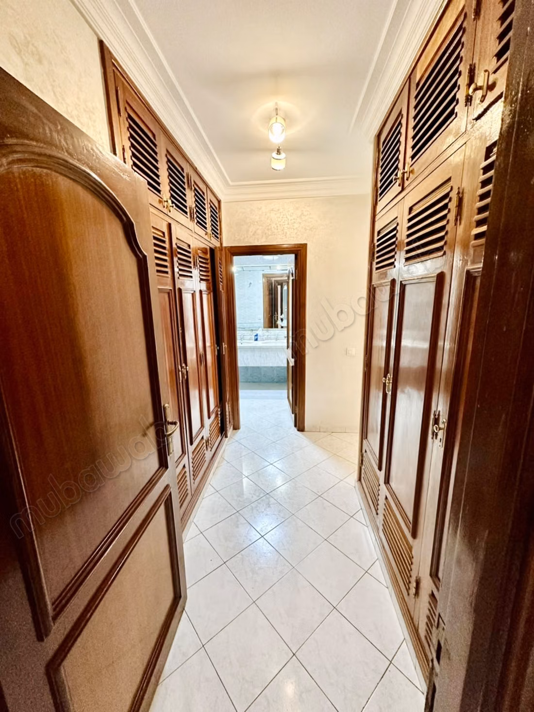 Très bel appartement en location à Maârif Extension. 3 chambres agréables. Ascenseur