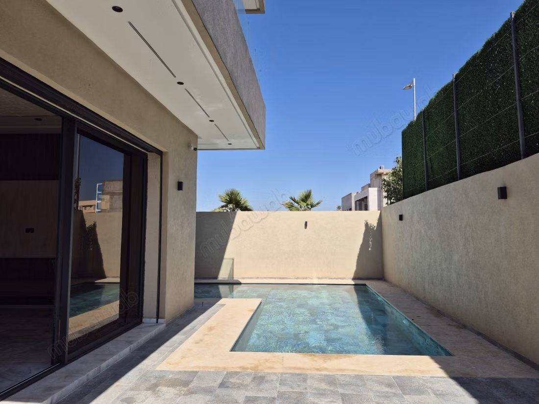 Luxury villa for sale in Targa