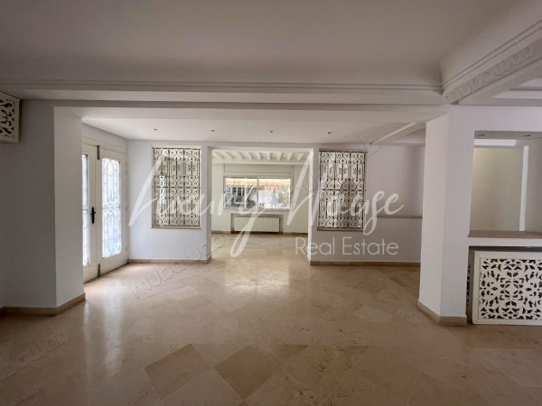 Villa S4 à la Soukra avec piscine