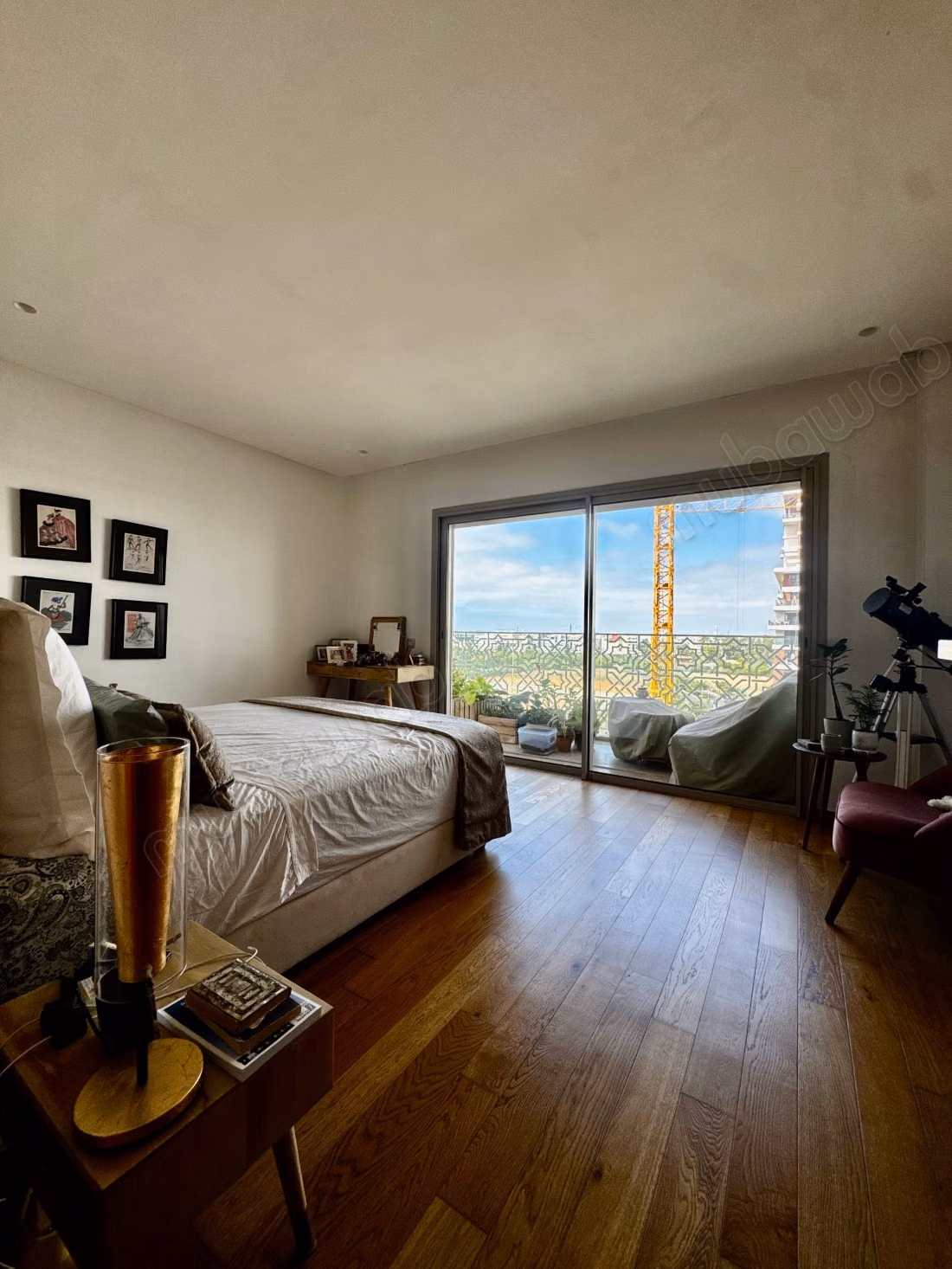 En alquiler, apartamento amueblado de 3 habitaciones CFC