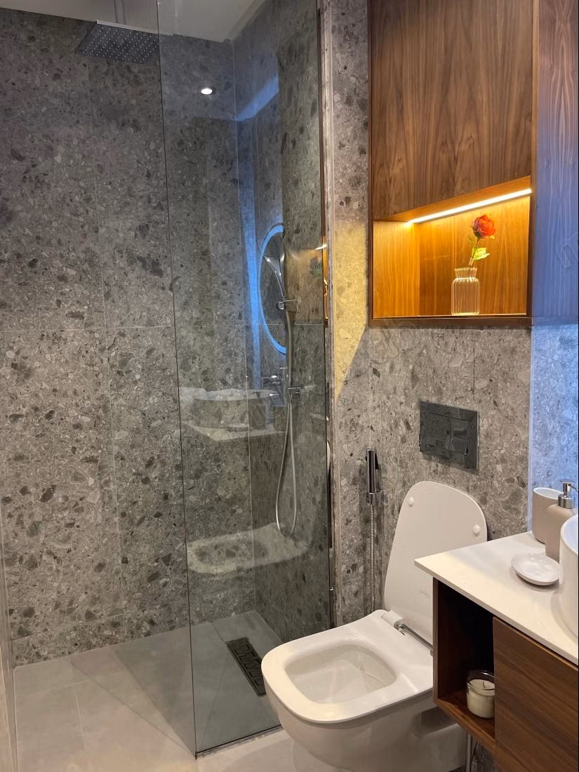 Bellissimo appartamento nuovo in facciata con 2 camere - Quartiere Le Principesse, Casablanca