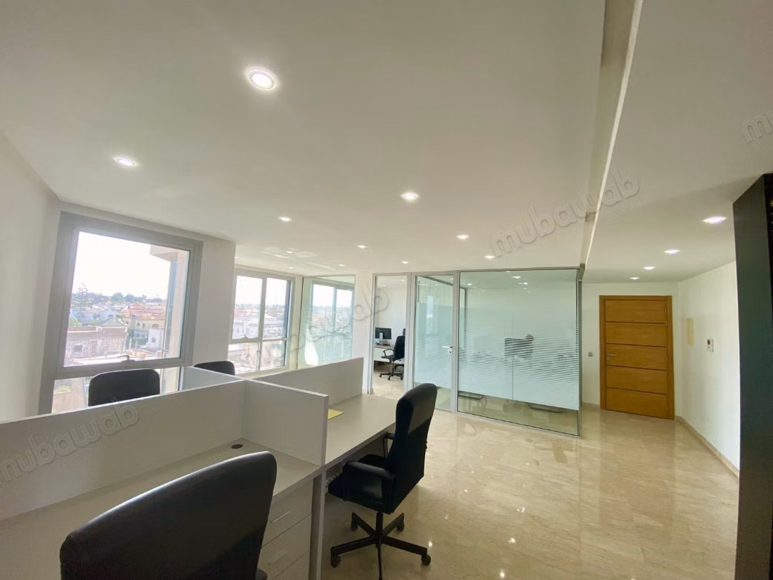 Platea di ufficio 86m attrezzato boulevard Taddart