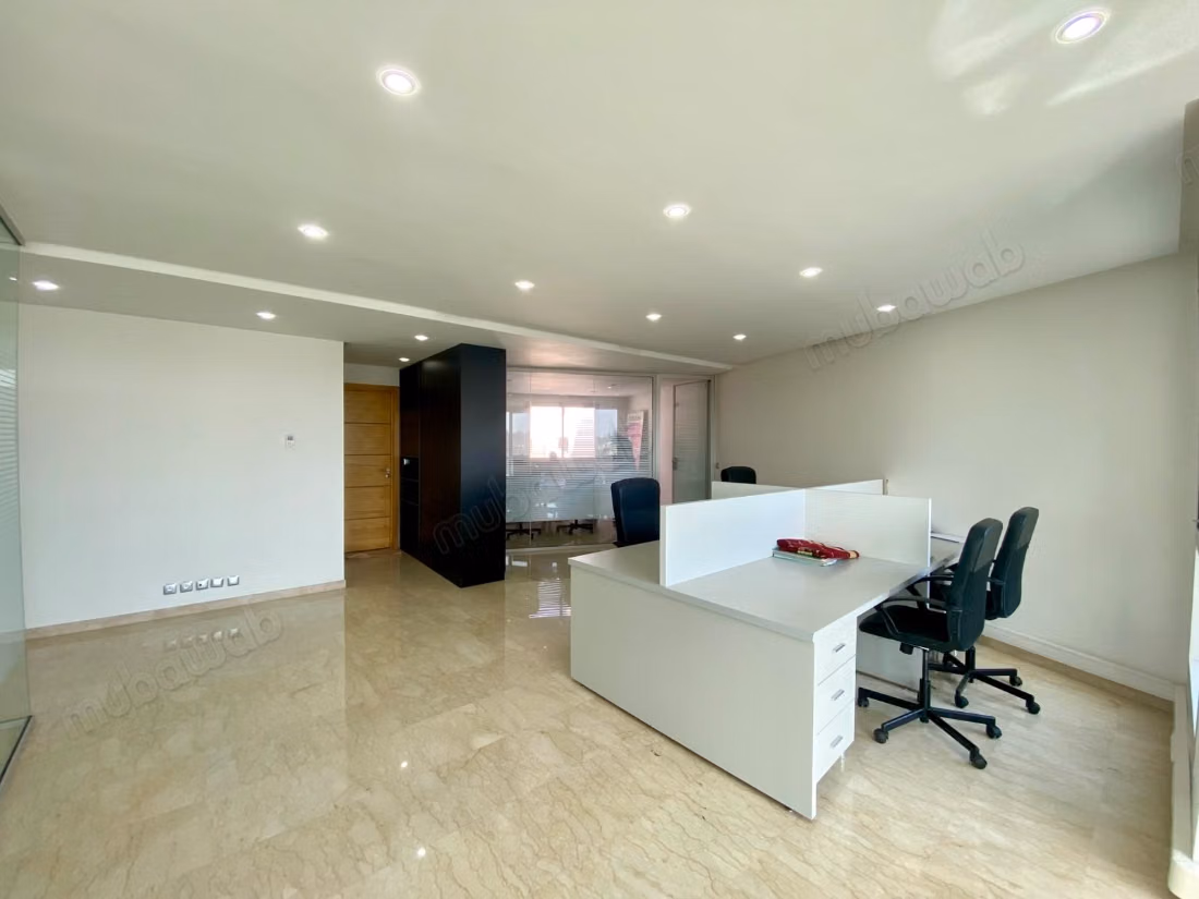Platea di ufficio 86m attrezzato boulevard Taddart