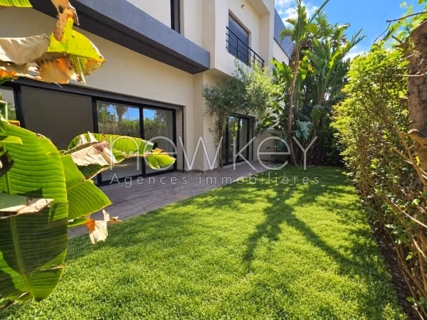 Un duplex con giardino a La Marsa