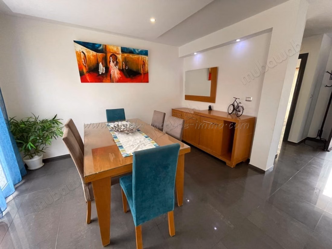 Location annuelle belle maison S3 à Houmtsouk