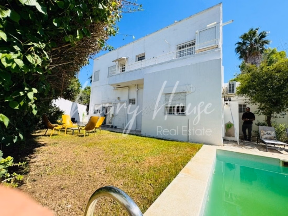 Rez de chaussée de villa S3 meublés à Carthage