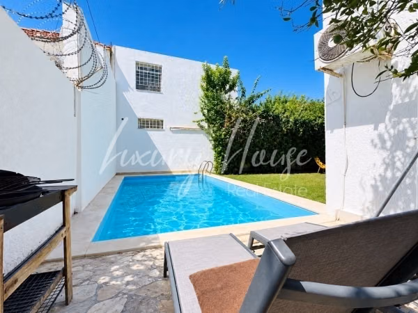 Rez de chaussée de villa S3 meublés à Carthage