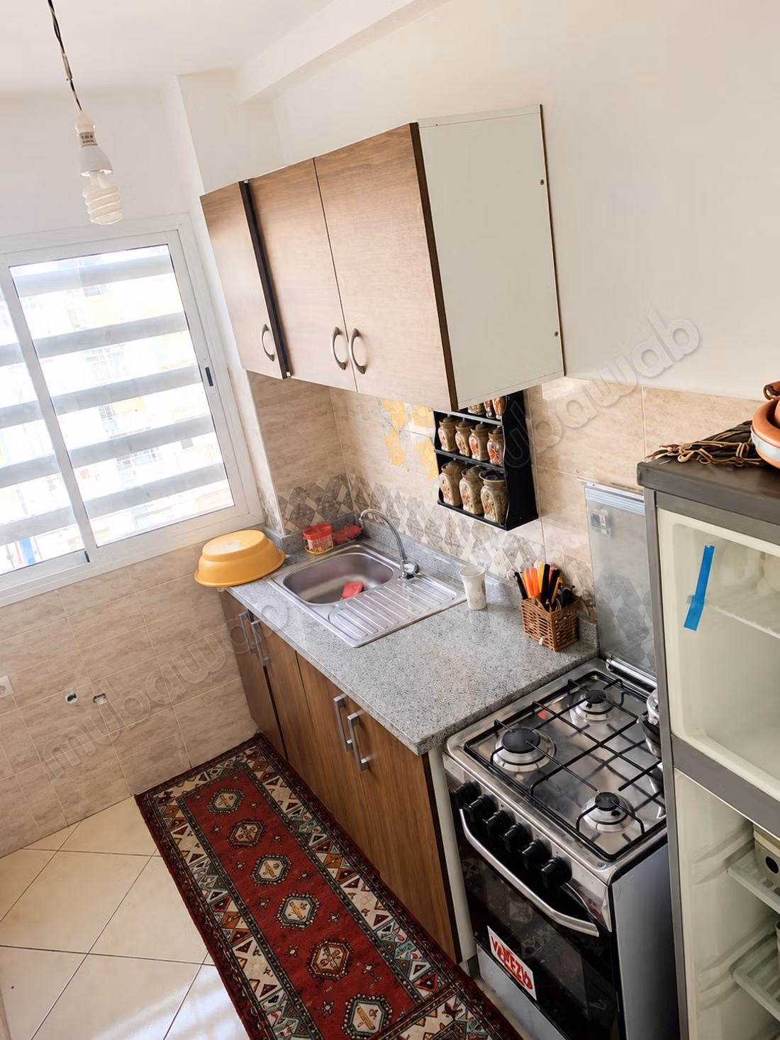 Vakantieappartement te huur in Oulfa. Oppervlakte van 64 m². Satellietschotel en pantserdeur