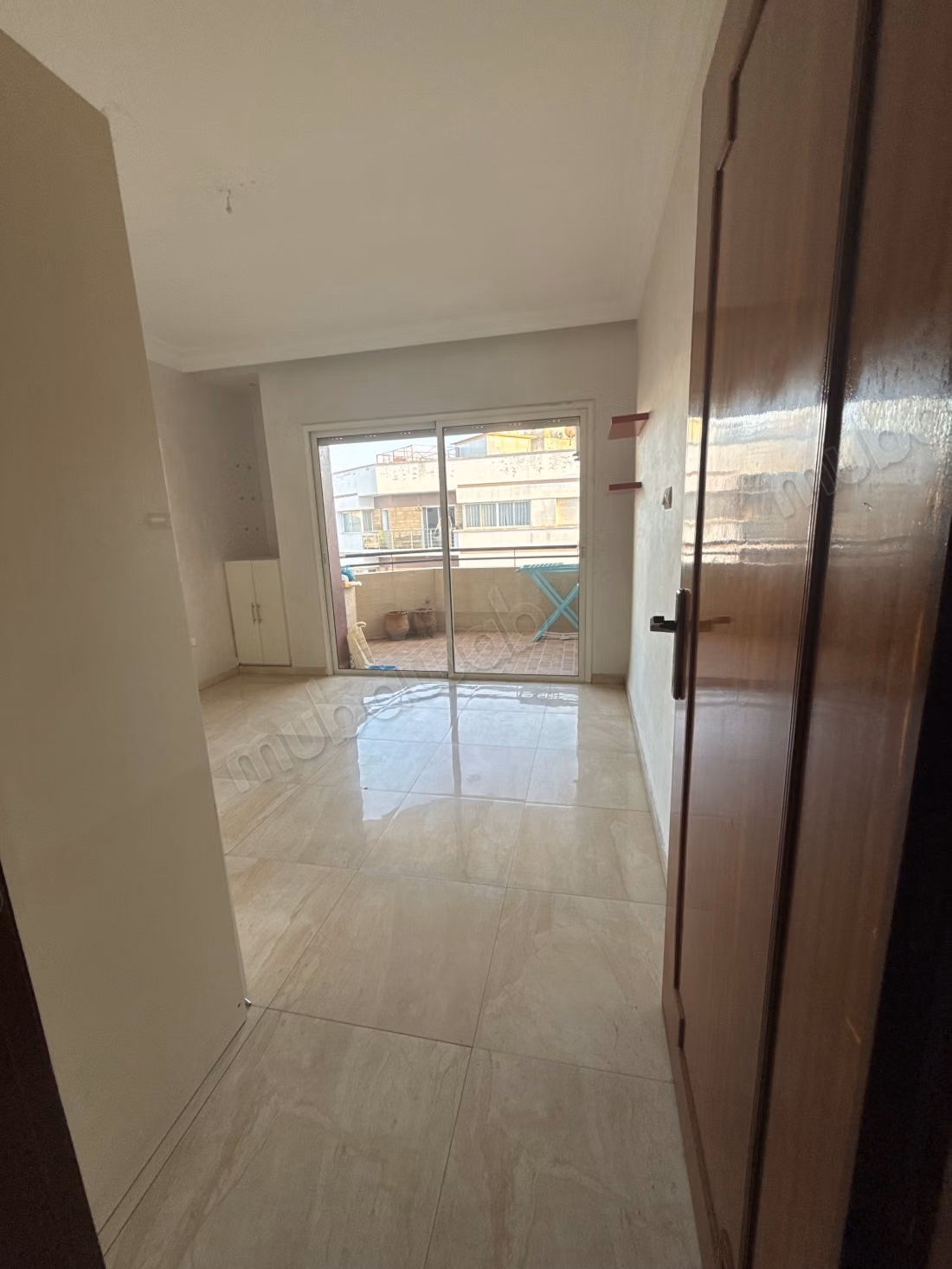 Appartement vide a louer