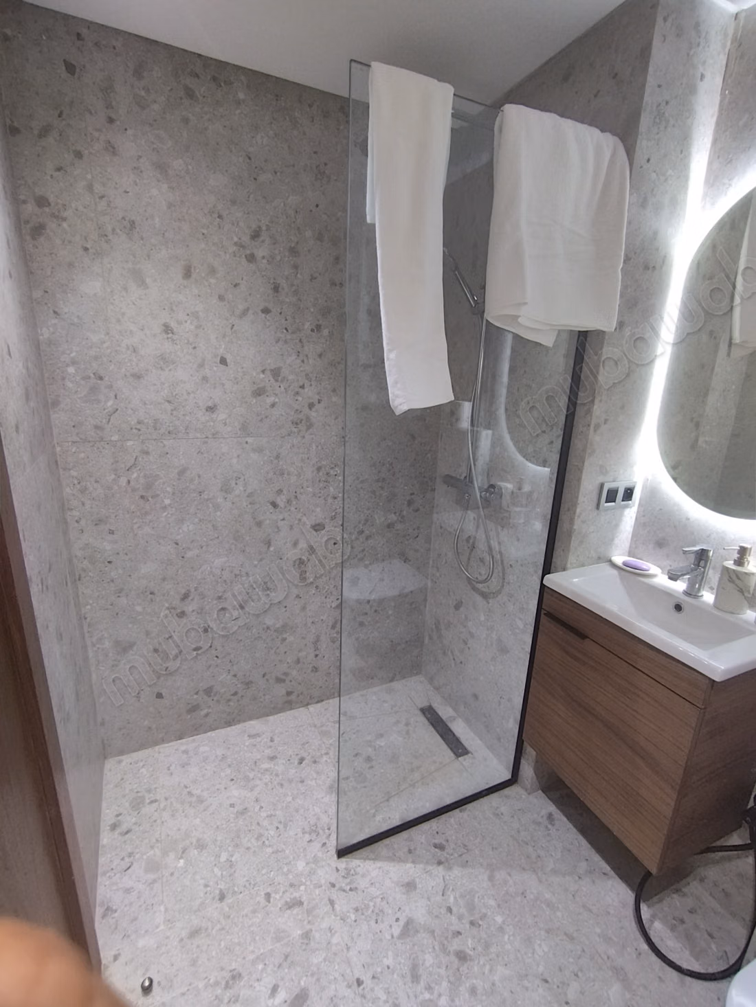 Appartement en location à Riviera. 
2 pièces confortables. 
Bien meublé