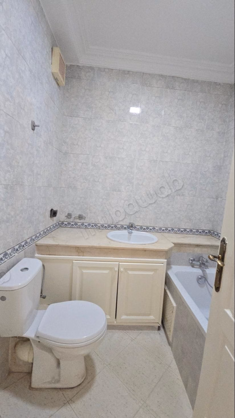 Apartment for sale in Palmier. 4 comfortable rooms. Elevator and parking