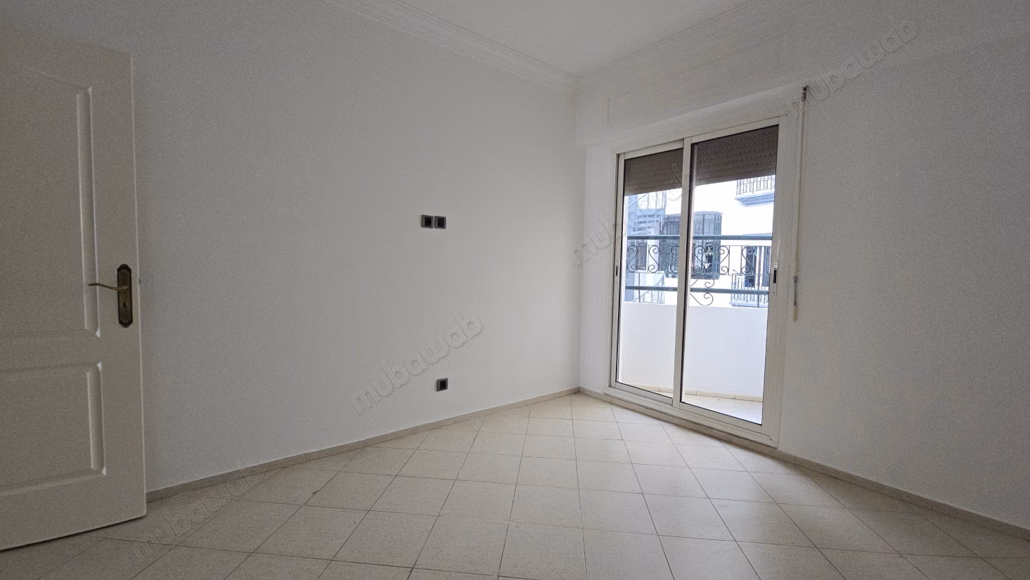 Apartment for sale in Palmier. 4 comfortable rooms. Elevator and parking