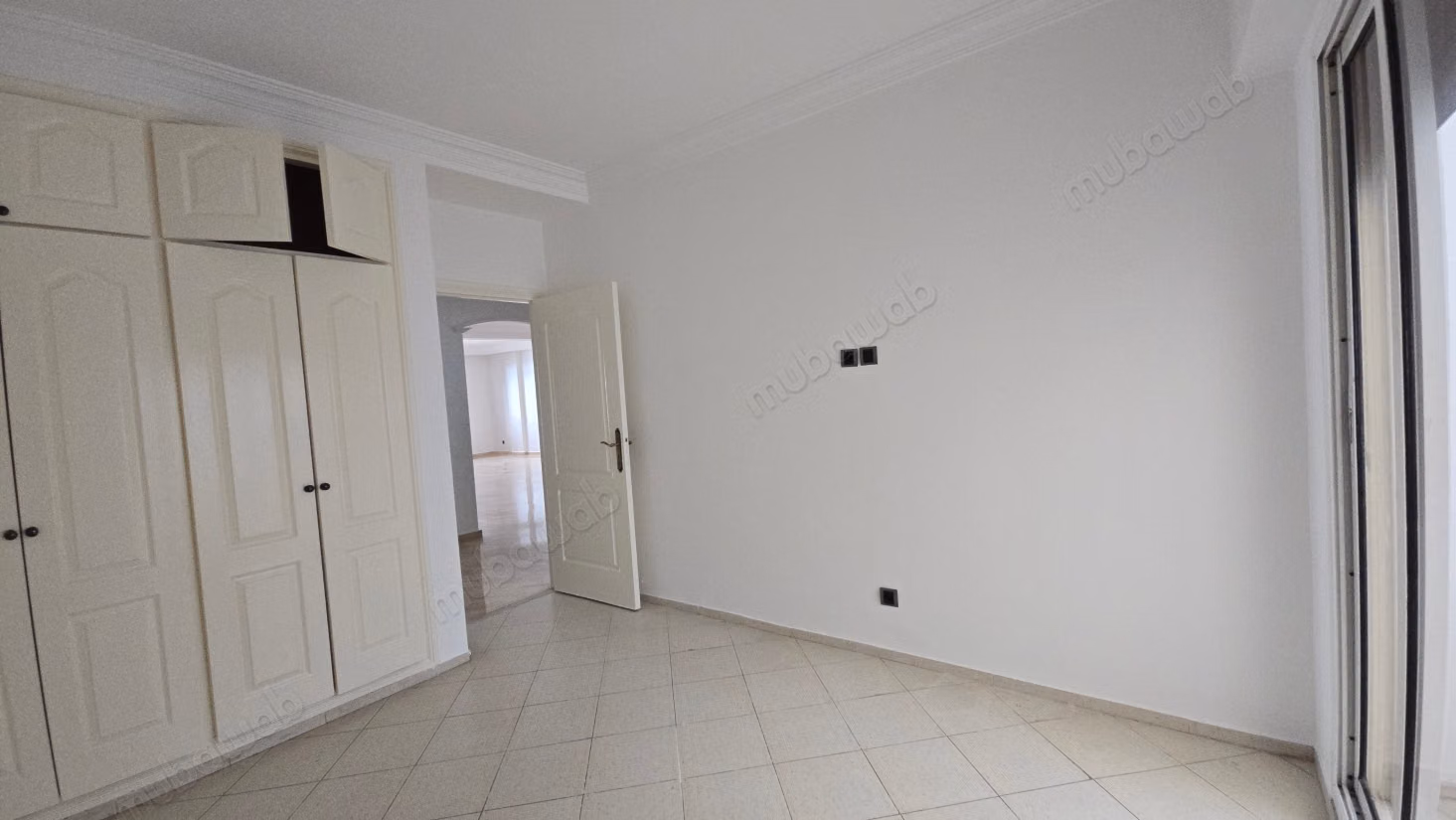 Apartment for sale in Palmier. 4 comfortable rooms. Elevator and parking