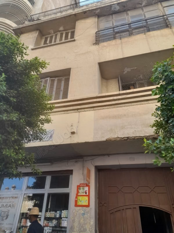 R4 – 307 m² – Potential R8 – Hamria