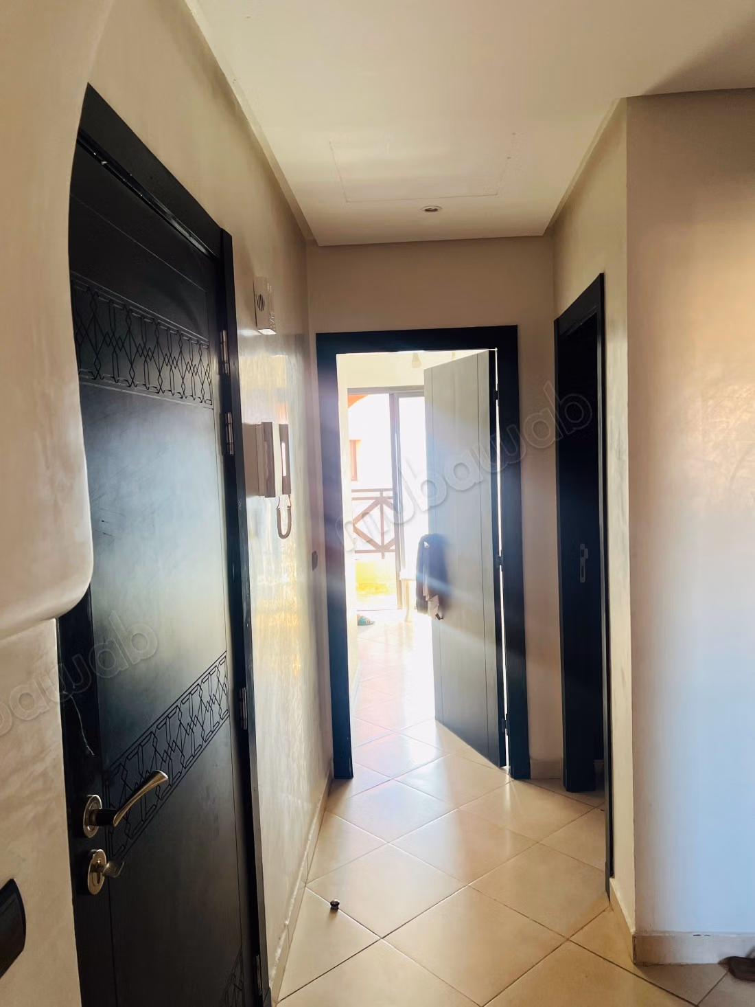 Beautiful apartment for rent on Route de Safi. Area 76 m². Garden and terrace