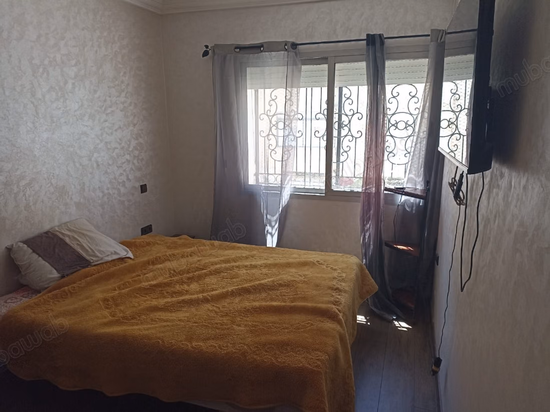 Superbe appartement à vendre à Les Hôpitaux. 2 chambres agréables. Ascenseur et garage — 3
