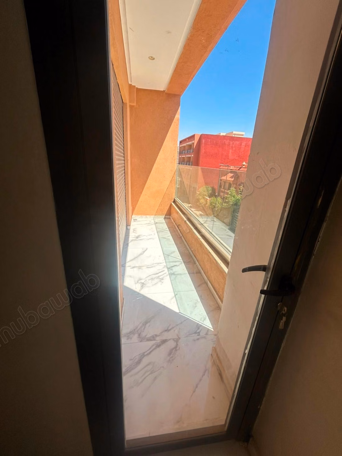 Bellissimo appartamento in affitto a Camp Al Ghoul. Superficie 100 m². Arredato