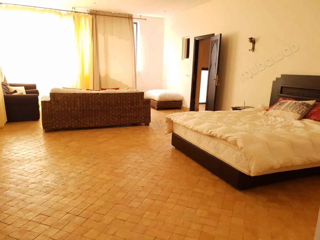 4 Bedroom Villa with Swimming Pool Palm Grove