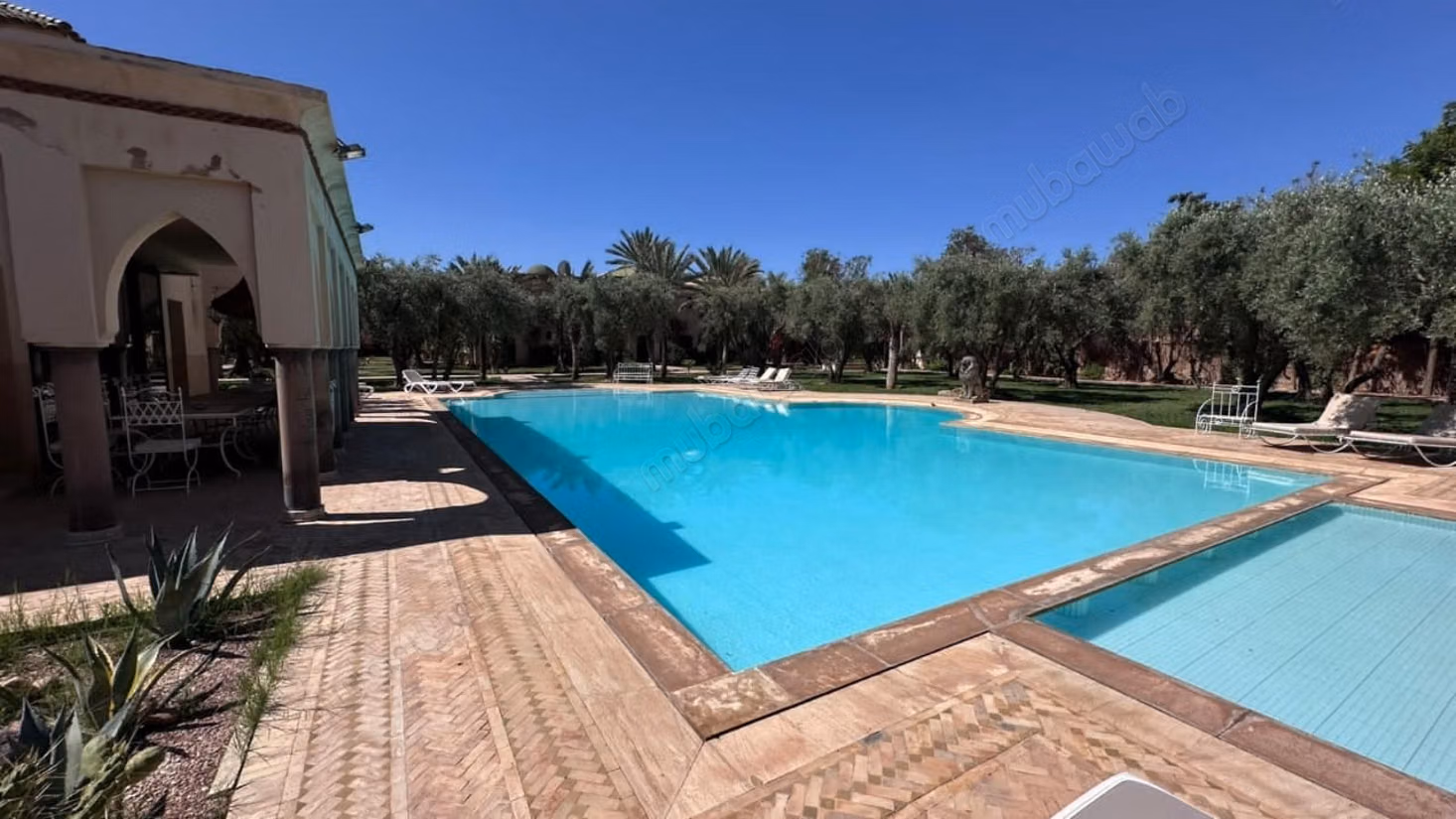 Villa d’Exception à Vendre – Route de Fès, Marrakech