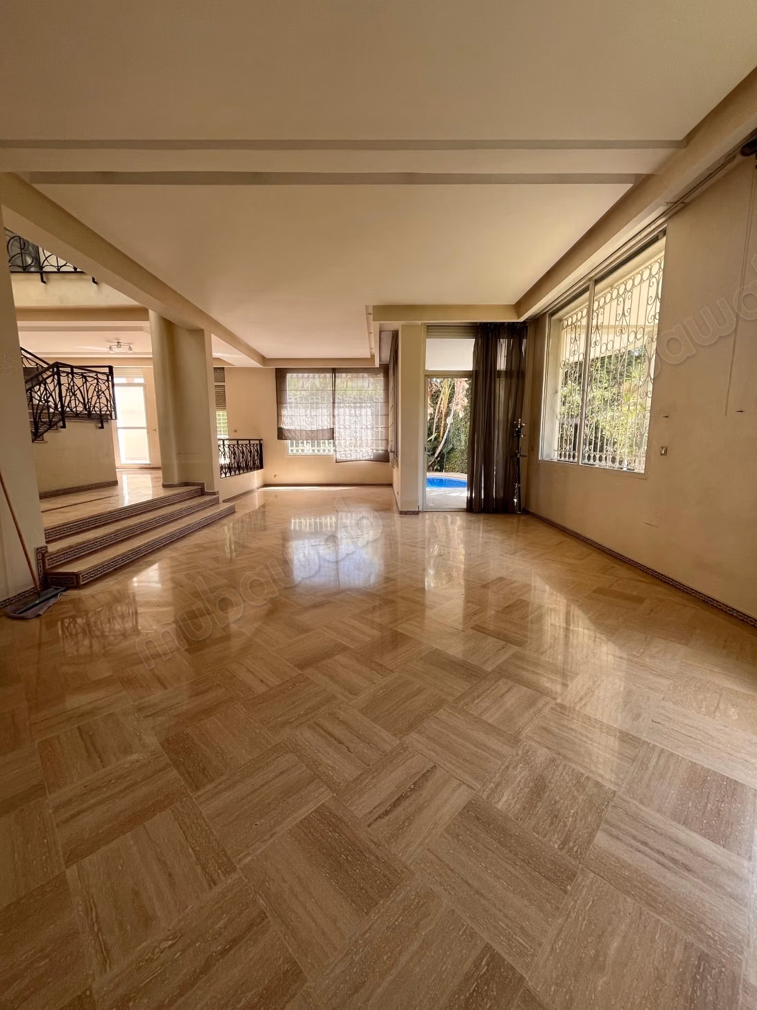 Villa de luxe à louer à Sidi Maarouf 
usage habitation ou bureaux