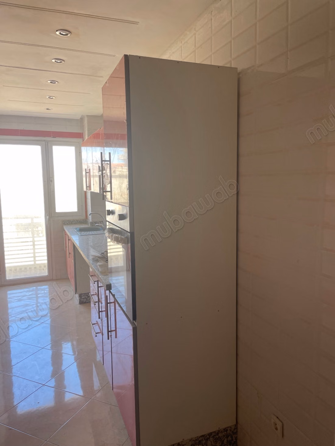 Apartamento en venta en Bouskoura. 5 habitaciones grandes. Puerta blindada y residencia segura