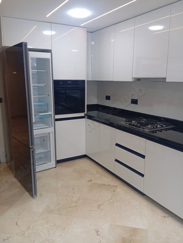 Appartement te huur in Riyad. 1 Kamer. Residentie met conciërge, centrale airconditioning