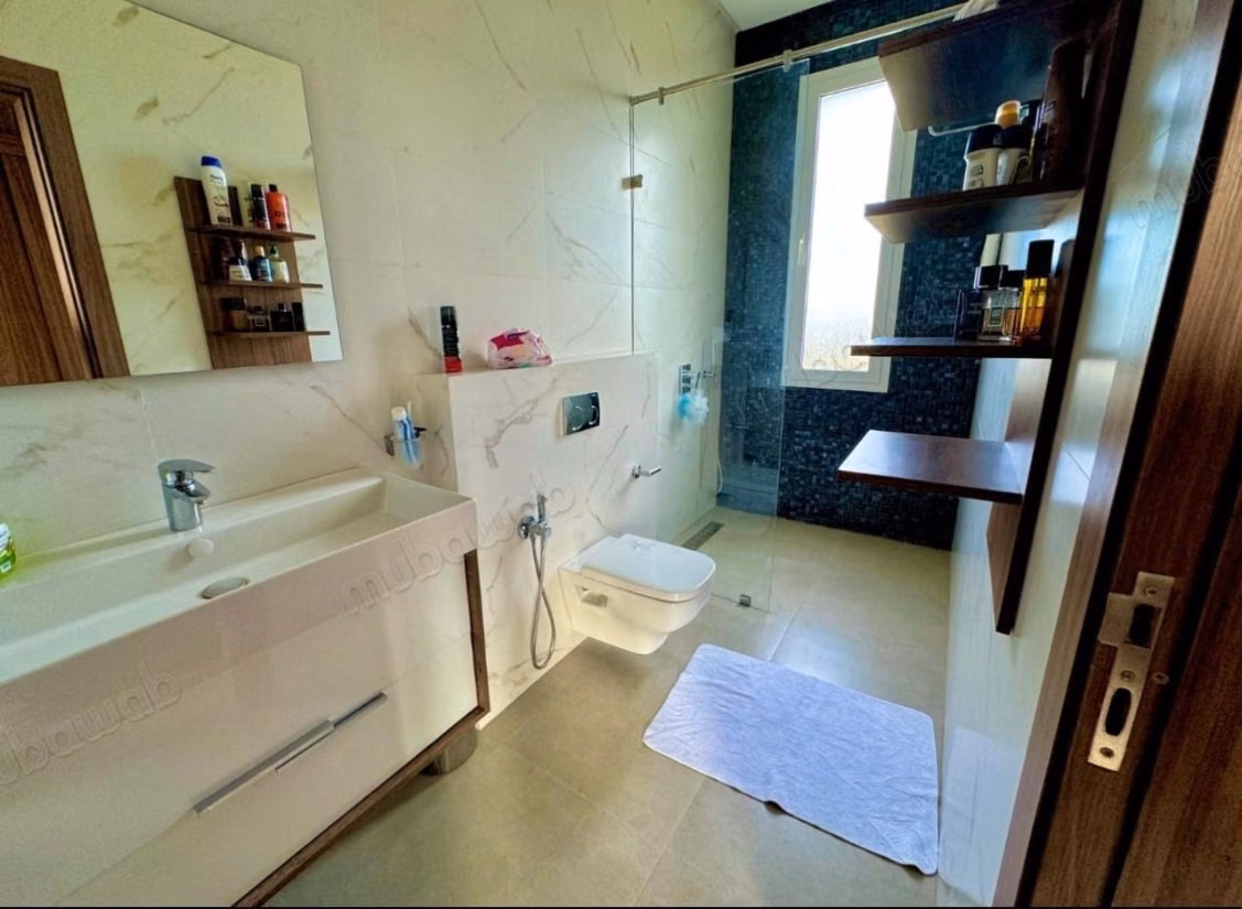 In Affitto Arredata: Magnifica Villa Moderna con Piscina, Stalla, Allevamento di Pecore …. Sulla strada per Fes a Marrakech