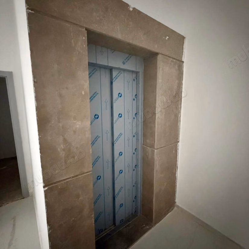 Appartement à vendre à Aharrarine. 
Surface de 80 m². 
Porte blindée, sécurité — 2