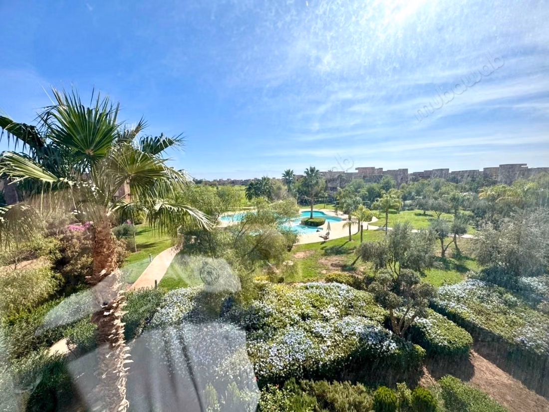 In Affitto Arredato: Magnifico Appartamento con 2 Camere Senza Affacci nel Cuore del Golf di Prestigia a Marrakech