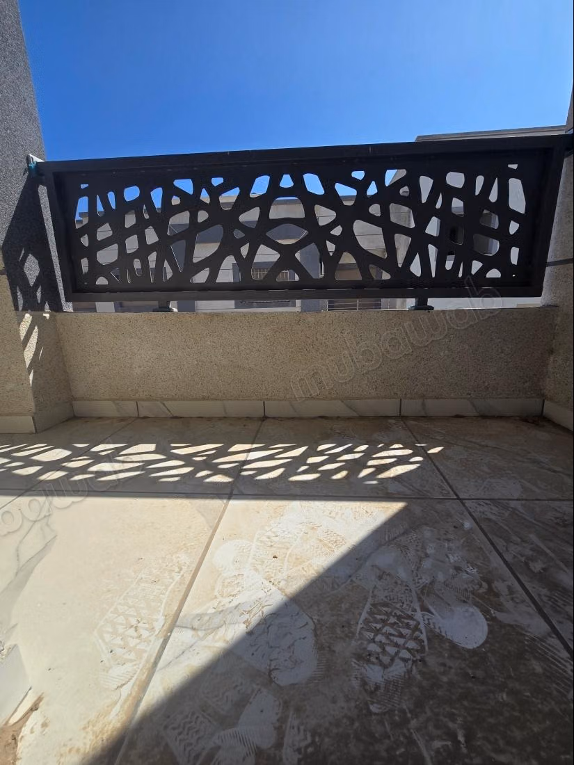 Lovely apartment for sale in Martil. 3 lovely rooms. Balcony and garden