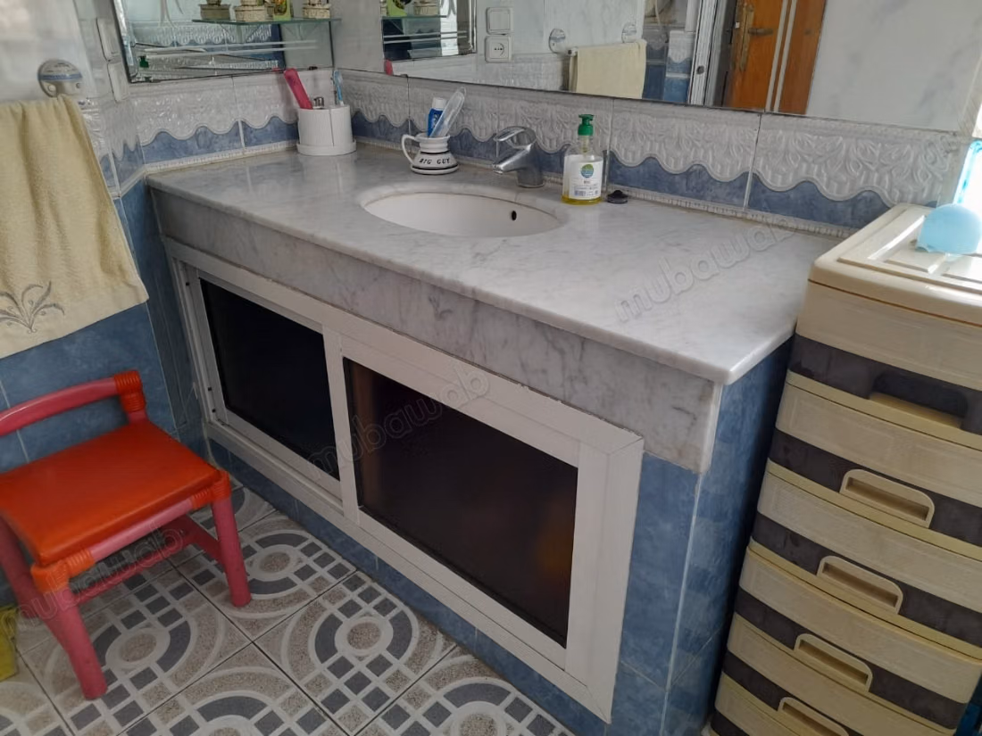 Magnifique villa à vendre à Ain Borja. Surface de 301 m². Meublé