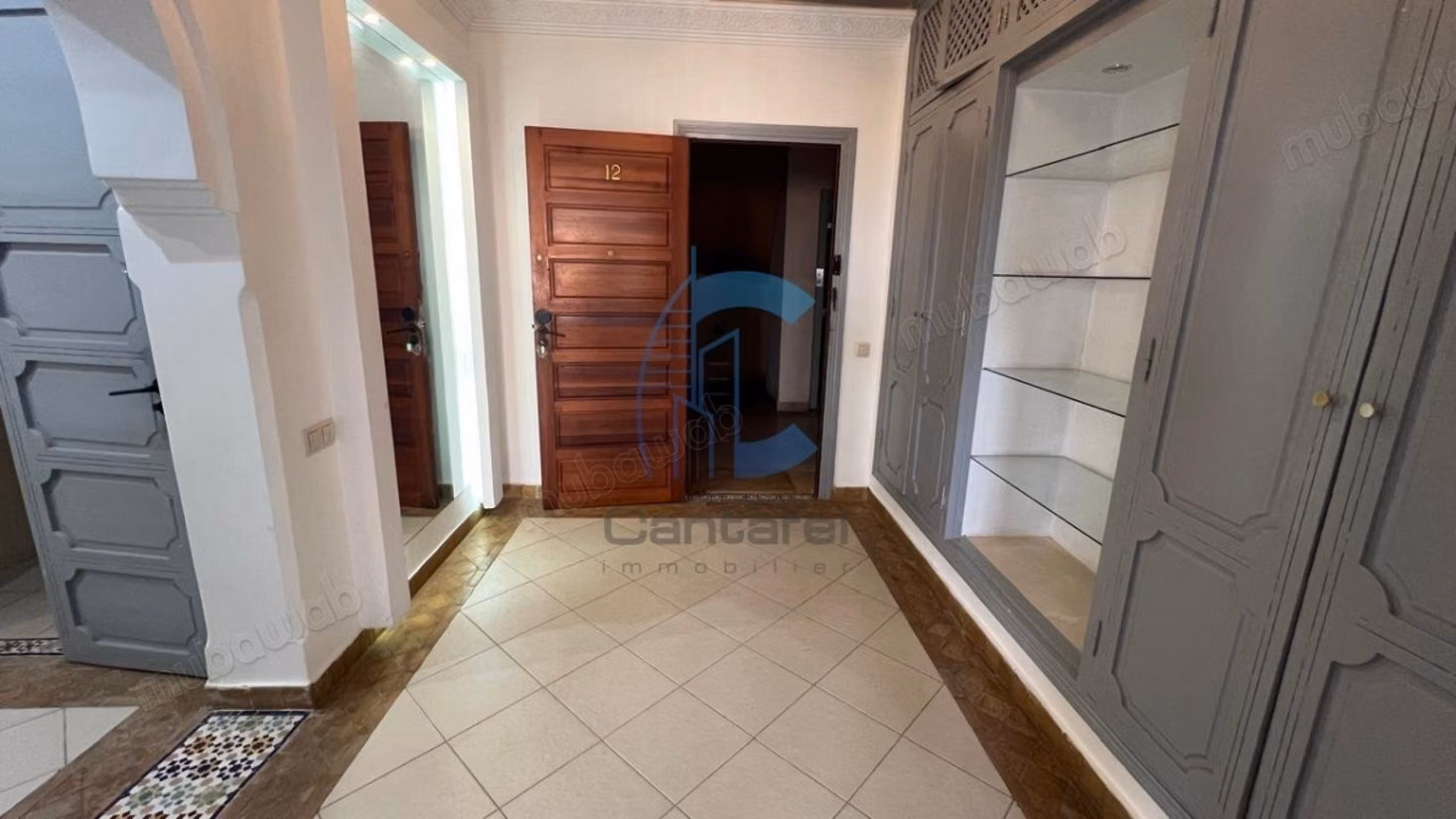 Apartamento de 3 habitaciones renovado en 2025 con terraza en alquiler en Hivernage Marrakech
