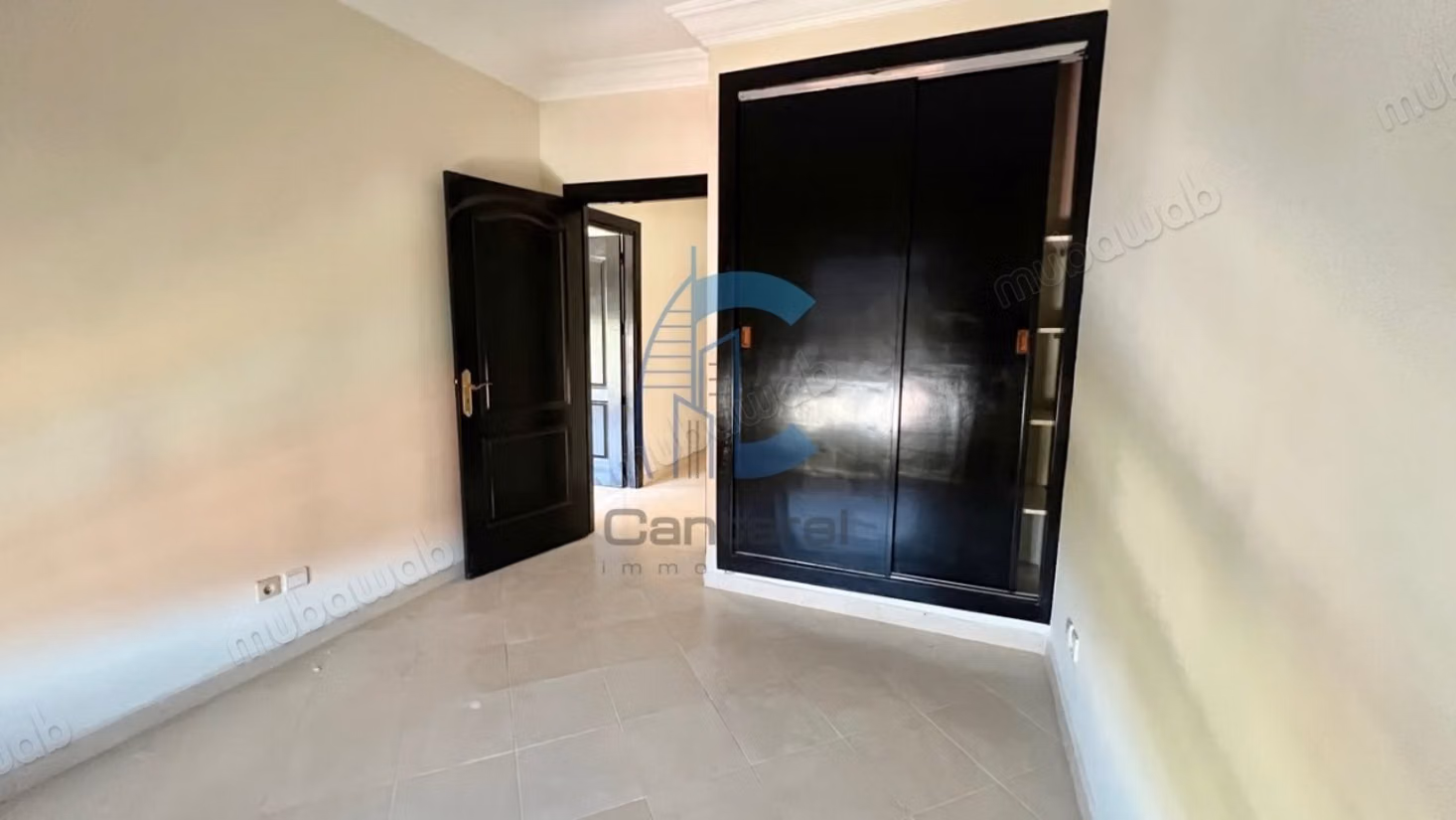 Appartement 2 chambres 2ème étage à louer 
route de casablanca