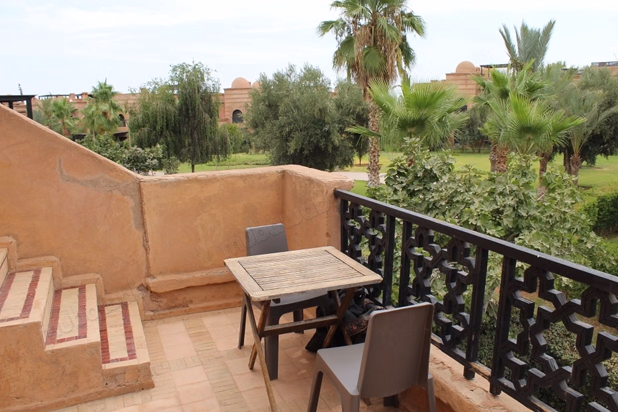 Appartement de deux chambres a Louer