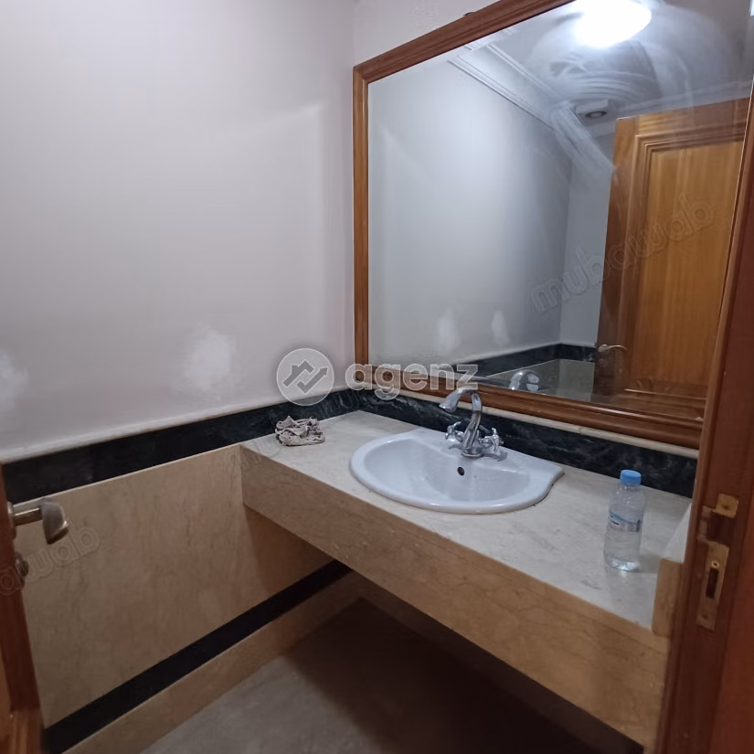 Appartement à vendre 229 m², 3 chambres 
Maârif Casablanca