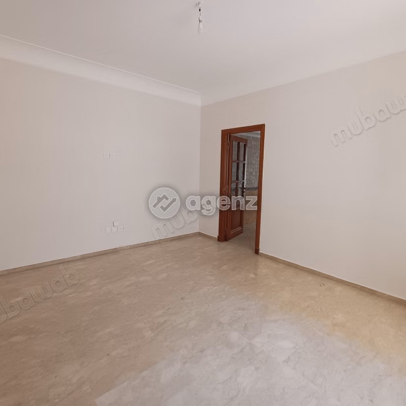 Appartement à vendre 229 m², 3 chambres 
Maârif Casablanca