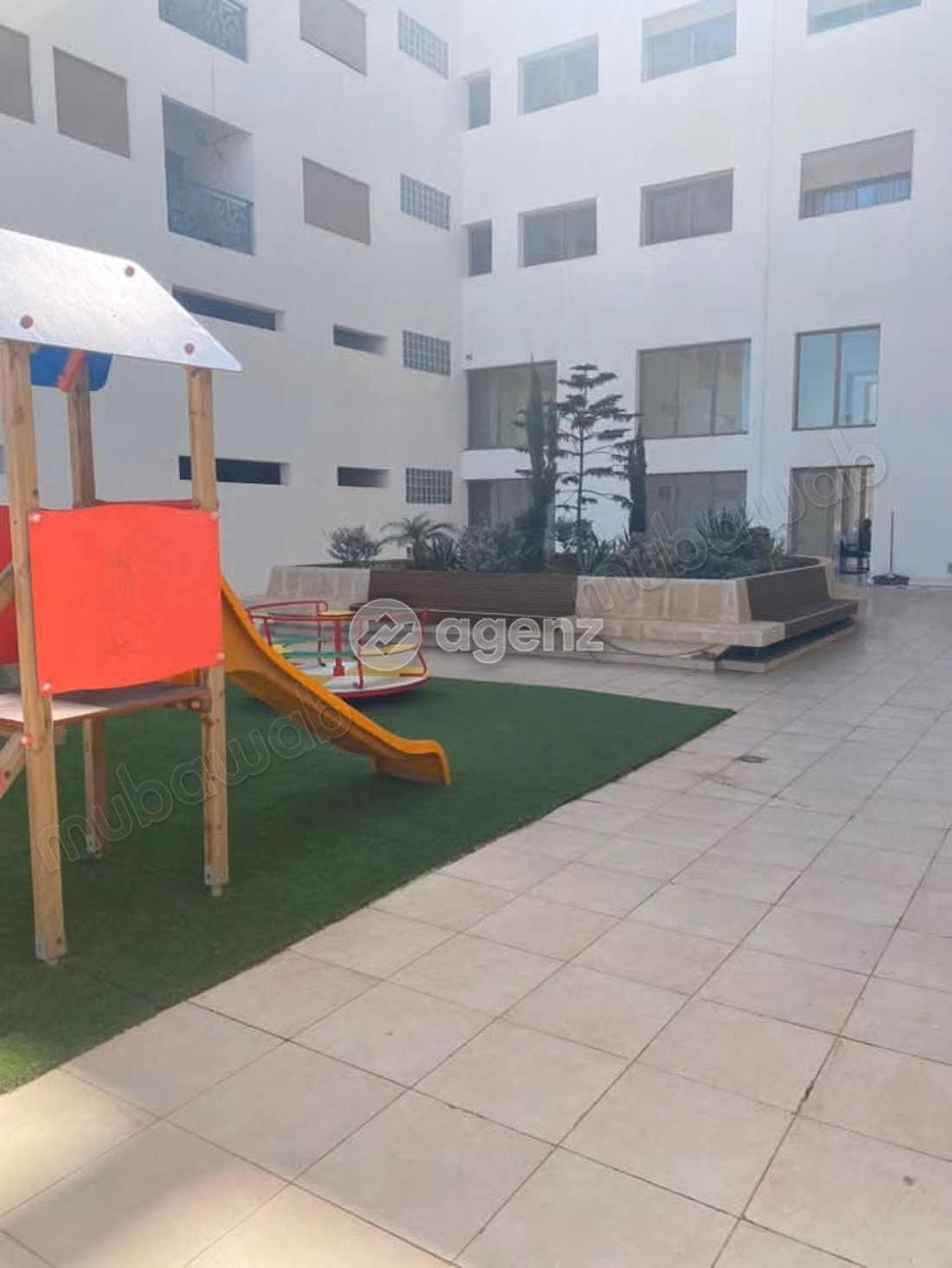 Appartamento in vendita 100 m², 2 camere da letto Victoria Bouskoura