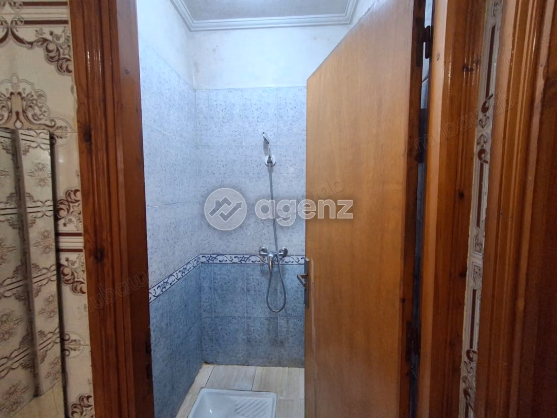 Appartement à vendre 101 m², 3 chambres 
Hay Al Osra 
Casablanca